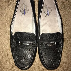 Super comfortable work shoes!